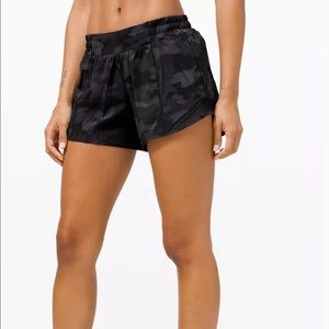 Hotty hot lululemon shorts 4”